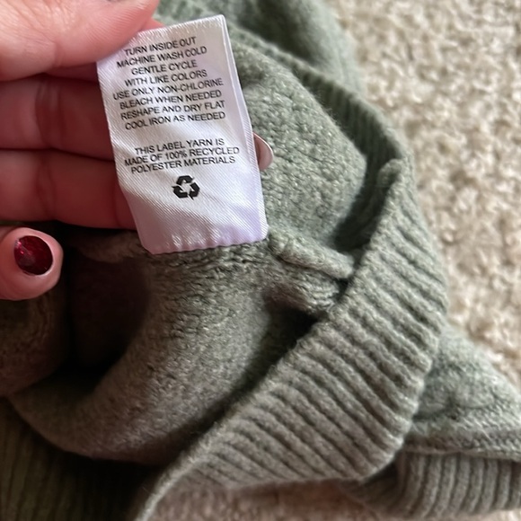 Hippie rose Willow Green sweater - Picture 4 of 5